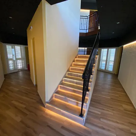 Stari Hrast 3* Markovac