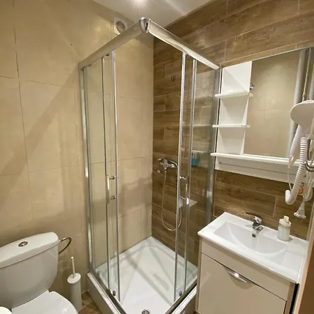 Motel Stari Hrast 3*