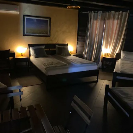 Stari Hrast Motel 3*