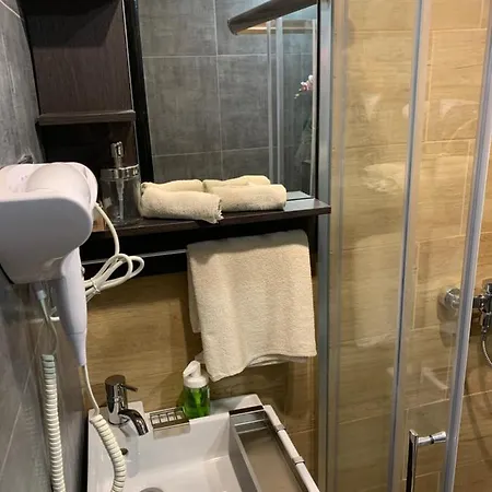 Stari Hrast Motel