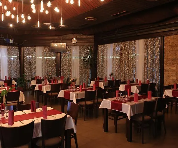 Stari Hrast Motel 3*