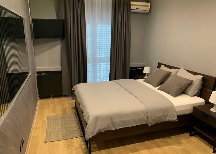 Stari Hrast Motel 3*