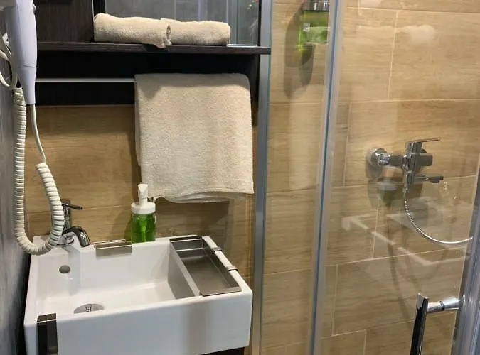 Stari Hrast 3* Markovac